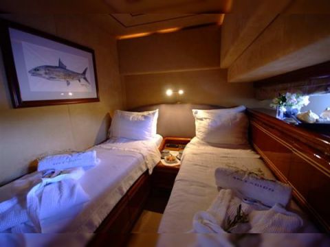 1999 Ferretti