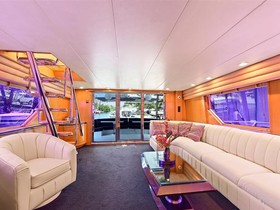 2000 Hatteras Yachts Flybridge