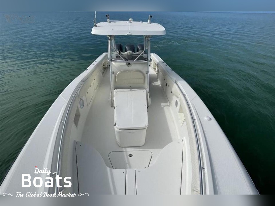 2005 HydraSports 3300 Center Console for sale. View price, photos and