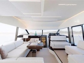 2020 Prestige Yachts 520