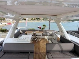 2016 Prestige Yachts 680