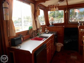 Kjøpe 1979 CHB Boats Double Cabin