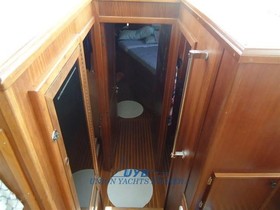 1980 Hatteras Yachts 37 Flybridge