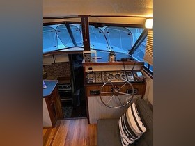 1983 Carver Yachts 3207 for sale