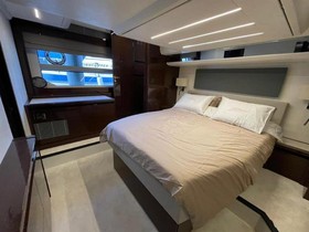 2020 Prestige Yachts 590 na prodej