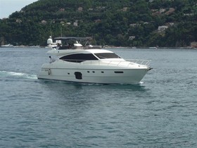 Ferretti Yachts 592