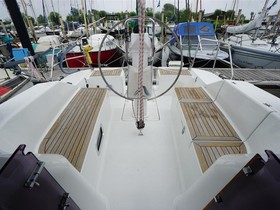 2010 Hanse Yachts 320