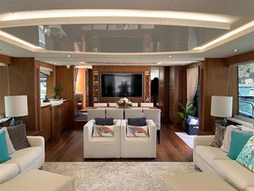 2018 Sunseeker 86 Yacht til salg
