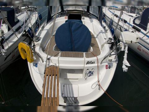 2004 Bavaria 32