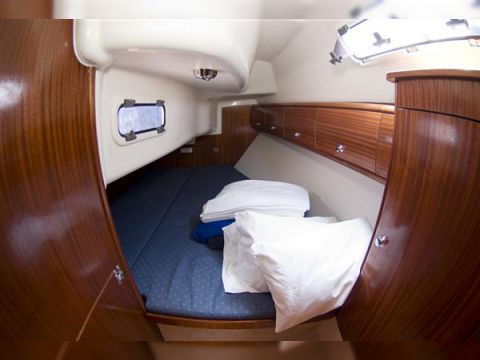 Buy 2004 Bavaria 32