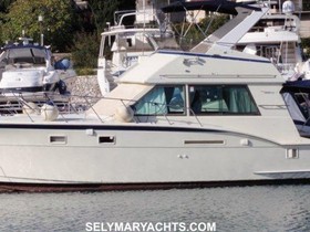 Hatteras Yachts 37 Convertible