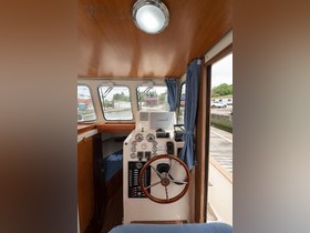 2017 Rhea Marine 850 Timonier til salgs