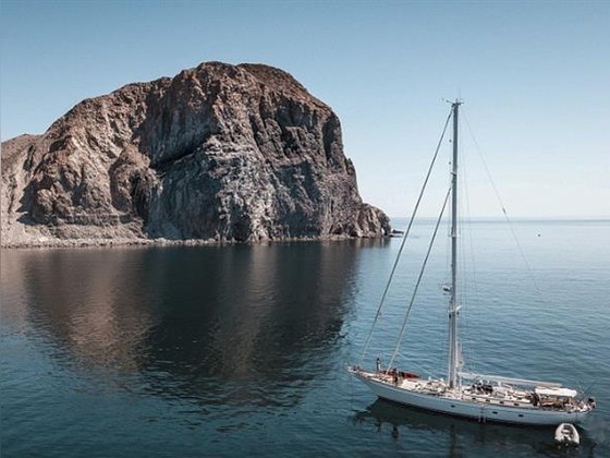 Royal Huisman Cutter Rigged