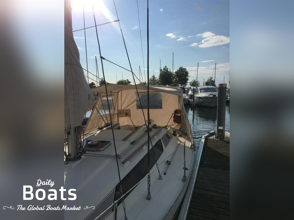 1988 Jeanneau Sun Light 30 for sale. View price, photos and Buy 1988