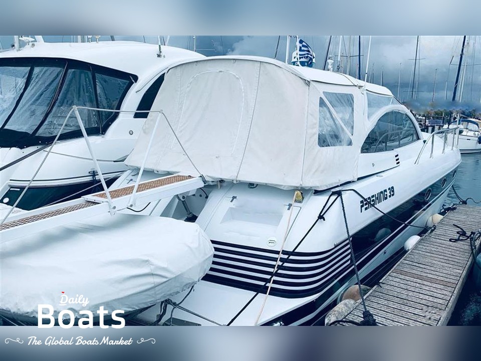 2000 Pershing 39