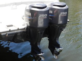 1999 Contender Side Console