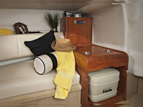 2009 Rinker 276 Captiva