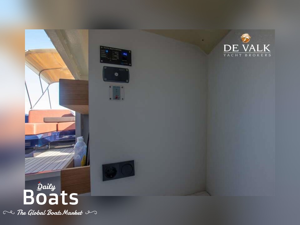 2016 Chapman Boats 935 Tender for sale. View price, photos and Buy 2016