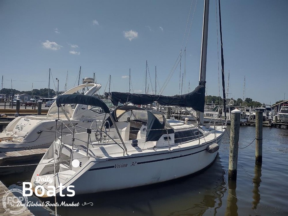 1989 Hunter Vision 32 for sale. View price, photos and Buy 1989 Hunter