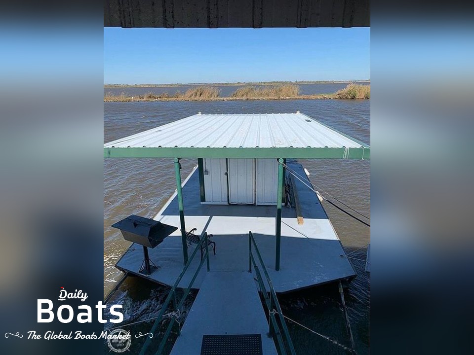 1982 Houseboat 60' for sale. View price, photos and Buy 1982 Houseboat