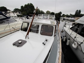 1983 Pedro 33