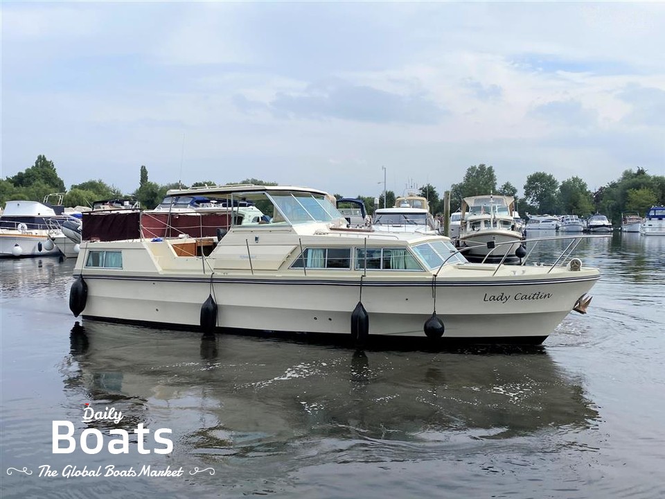 1976 Birchwood Boats 33 for sale. View price, photos and Buy 1976