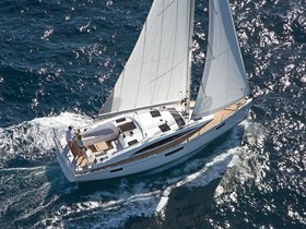 2022 Bavaria Yachts 42 Vision till salu