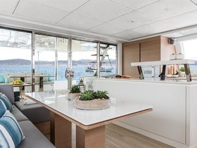 2016 Sunreef 62