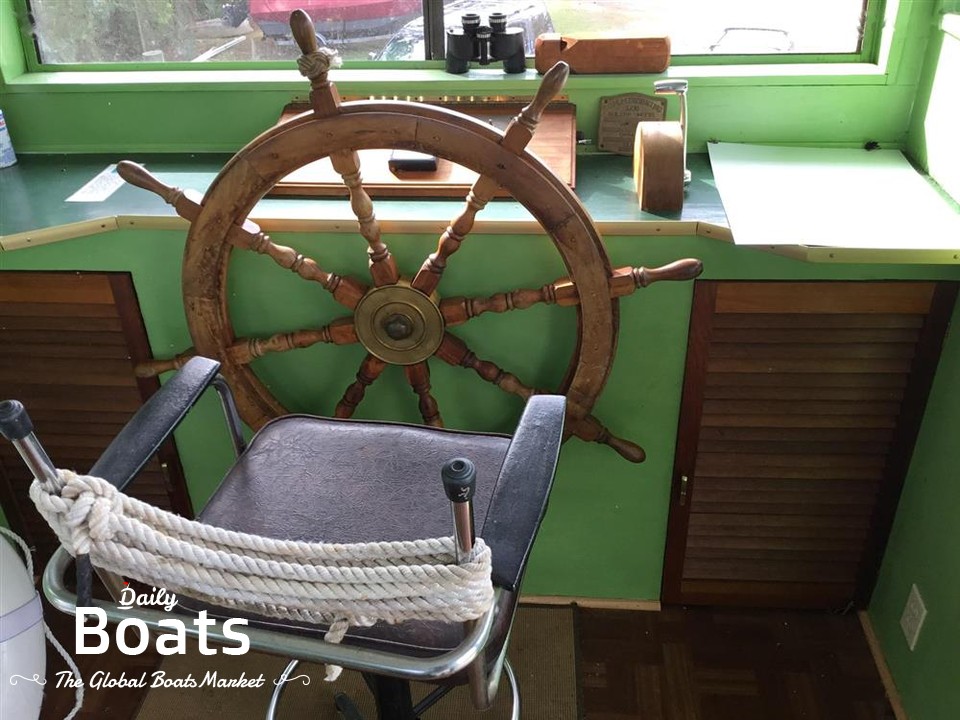 1991 Houseboat Custom Paddle Wheeler for sale. View price, photos and
