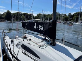 2016 J Boats J88