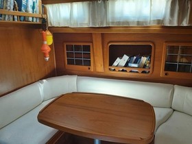 2001 Nauticat Yachts 38