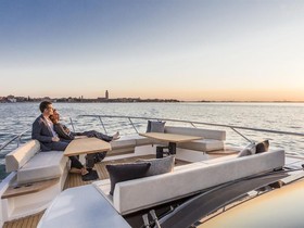 2022 Ferretti Yachts 670 for sale
