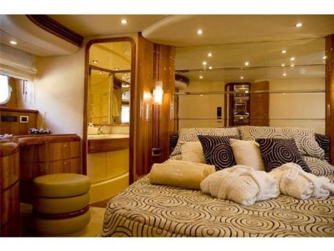 Buy 2002 Azimut 68 Plus