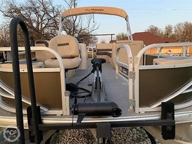 2018 Sun Tracker 24 Party Barge Dxl for sale