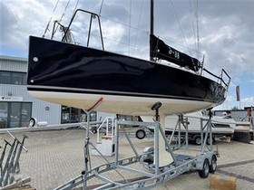 Osta 2016 J Boats J88