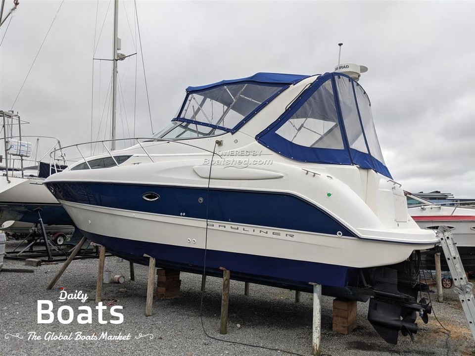2004 Bayliner Boats 305 for sale. View price, photos and Buy 2004