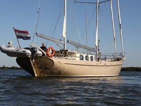 Buy 2015 Puffin 58