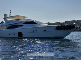 Ferretti Yachts 780