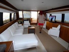 Kupiti 2010 Ferretti Yachts Altura 840