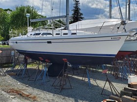 1999 Catalina Yachts 380 for sale