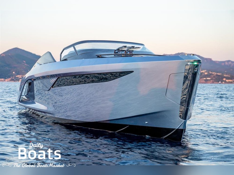 2020 Princess R35 for sale. View price, photos and Buy 2020 Princess