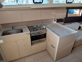 2019 Bénéteau Boats Oceanis 411 на продаж