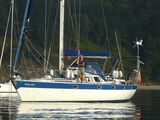 Oyster 435