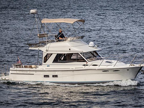 Cutwater Boats 30