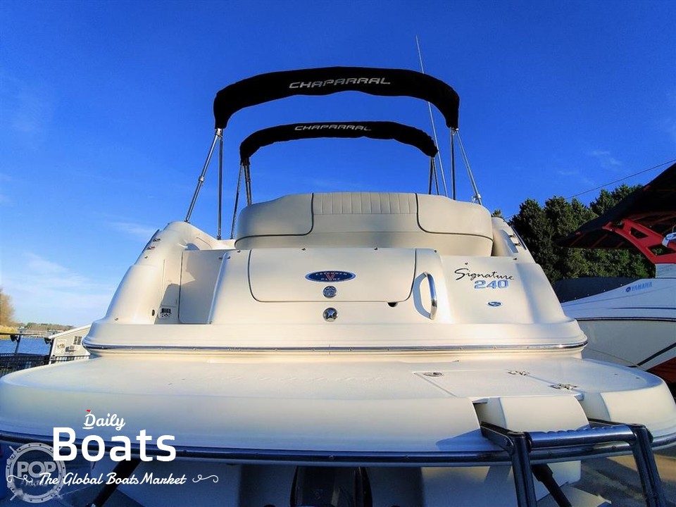 2007 Chaparral Boats 240 Signature for sale. View price, photos and Buy