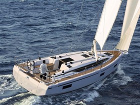 2022 Bavaria Yachts 38 Cruiser