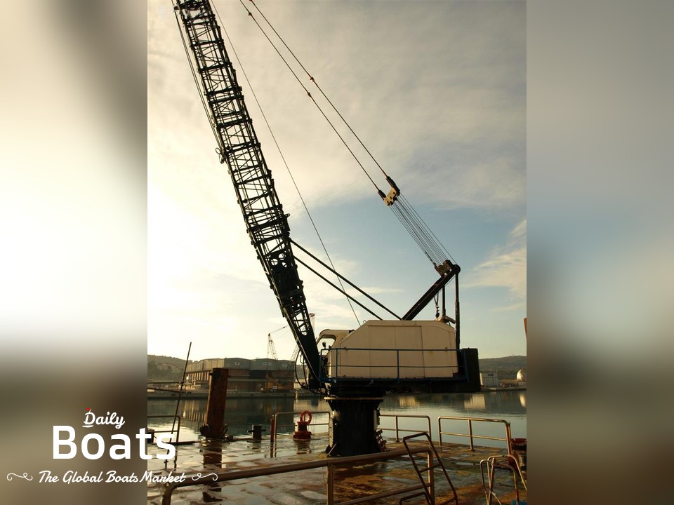 1968 American Hoist 43T Floating Crane for sale. View price, photos and