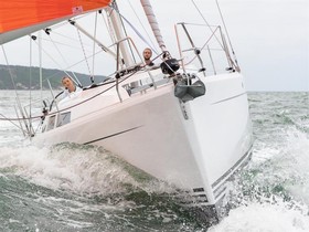 Buy 2021 Hanse Yachts 348