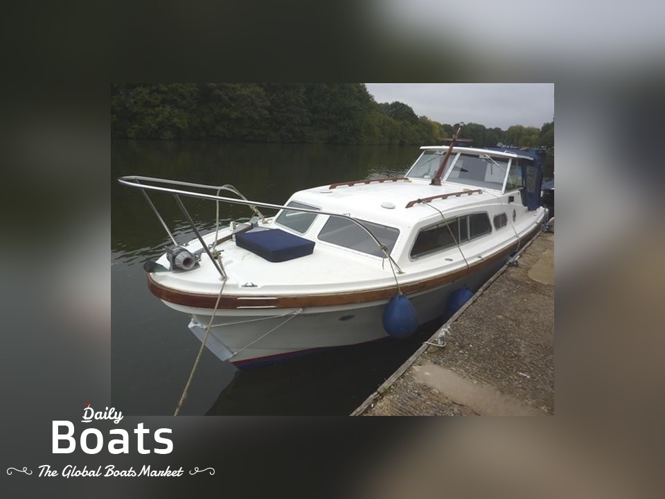 Used cabin cruiser boats RLM for sale Daily Boats