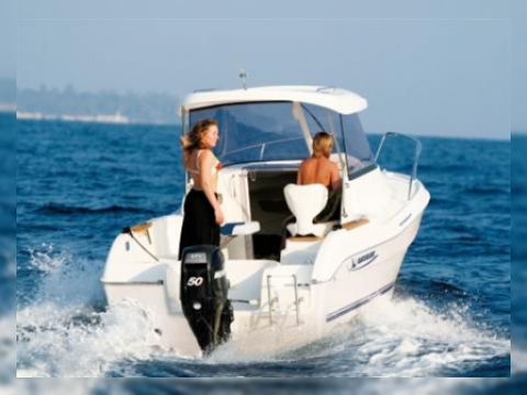 Quicksilver 530 Pilothouse